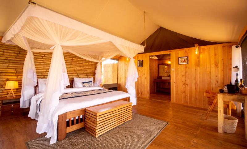 Luxury Lodges & Tented Camps